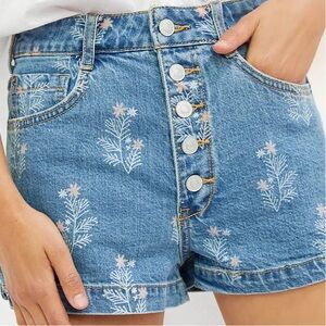 Anthropologie Pilcro Ultra High-Rise
Denim Shorts